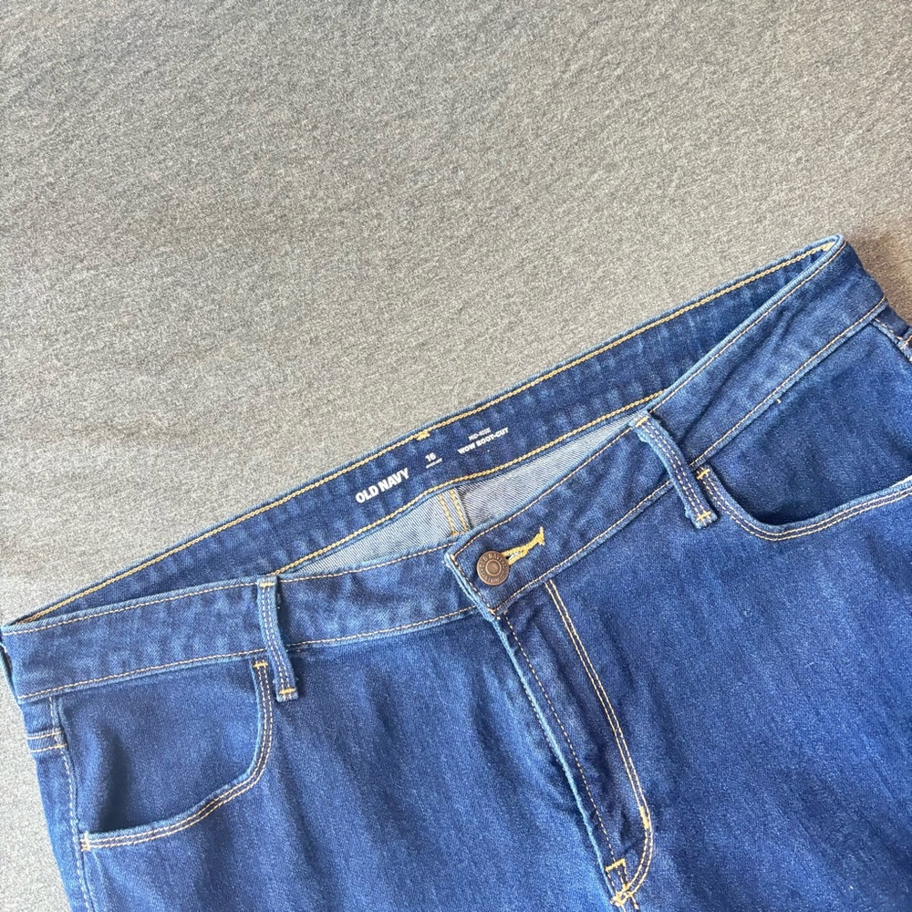 Old Navy Mid Rise Wow Boot‎ Cut Dark Blue Denim Jeans